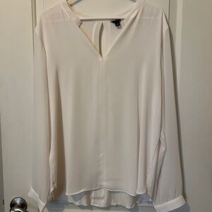 Ann Taylor Cream V-Neck Long Sleeve Blouse